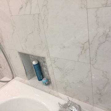 Unique tub/shower combo