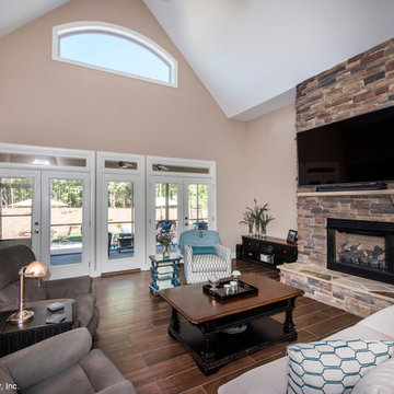The Travis 1350 by Donald A. Gardner Architects, Inc.