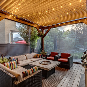 StruXure Adjustable Pergola on Cedar Frame with Phantom Motorized Screens
