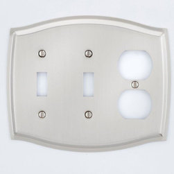 SW207.619 Switch Plates Colonial - Switch Plates And Outlet Covers