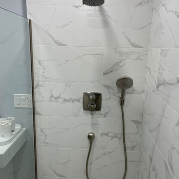 Burke - Linear Drain Bathroom