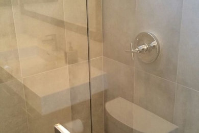 Inspiration for a bathroom remodel in Los Angeles