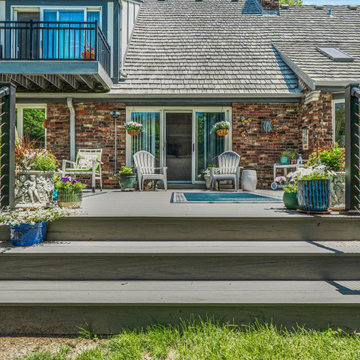 Deer Park Composite Deck with TimberTech® Reserve Driftwood & Westbury Bella Cav