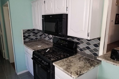 Kitchen photo in Dallas
