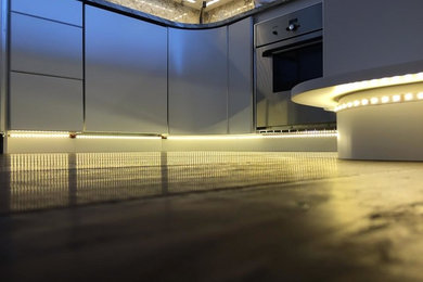 Inspiration for a modern kitchen remodel in Raleigh