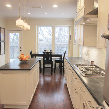 Transitional Kitchen in Grapevine, Texas