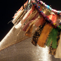 Dangling Conversation basket - detail - Vases