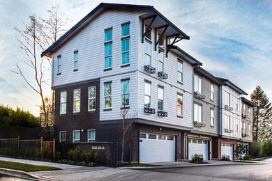 Modern exterior home idea in Vancouver