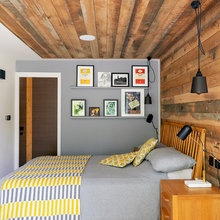 Room Tour: A Cosy, Timber-clad Bedroom With a Walk-in Wardrobe