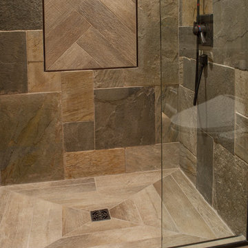 Fremont Hills Modern Lodge Guest Bath