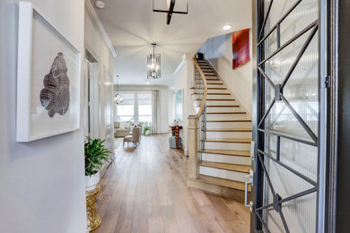 Home design - mid-century modern home design idea in Houston