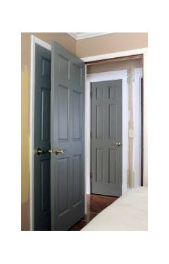 Painting Two Sides Of The Door With Different Color