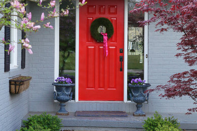 This is an example of a traditional entryway in Columbus.