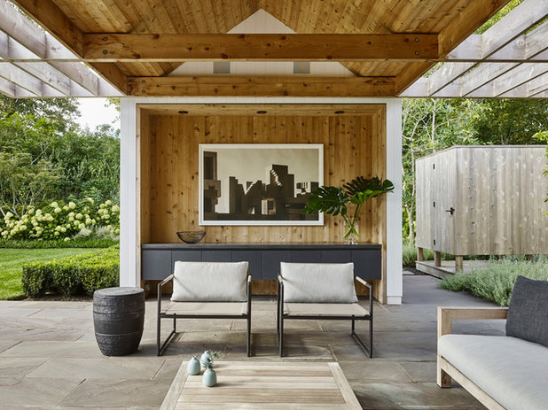 Beach Style Patio by Robert Young Architects