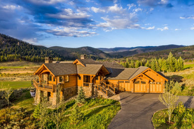 Example of a mountain style exterior home design in Denver