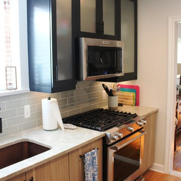 Ultracraft Maple Plainview in Black w/ Metropolis in Vertical Flamed Oak
