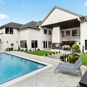 Luxe Outdoor Living Oasis