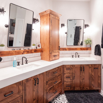English Chestnut | Master Bathroom