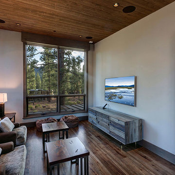 Pine Forest Chalet