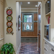 New house mud/laundry room