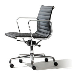 Herman Miller - EamesÆ Aluminum Management Chair - Office Chairs