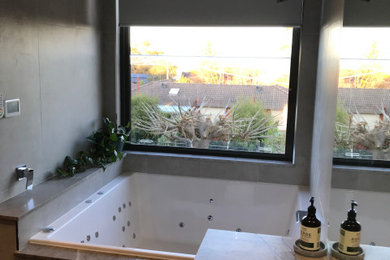 Inspiration for a bathroom in Sydney.