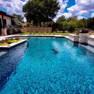 Modern Diving Pool Boerne