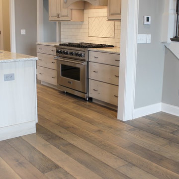 Edgebrooke Homes- Viking Appliances in a Koch White Drift Kitchen.
