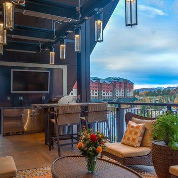 One Steamboat Place