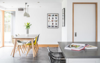 Kitchen Tour: A Grey Handleless Design Transforms a 1950s Home