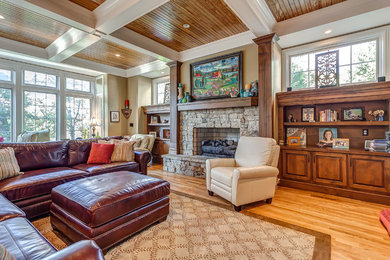 Living room - traditional living room idea in Nashville