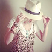 Laura Barrett's photo