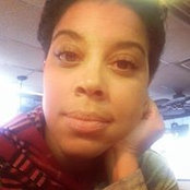 Holly Hall's photo
