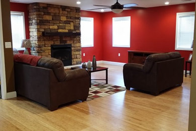 Inspiration for a timeless family room remodel in St Louis