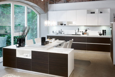 Design ideas for a contemporary kitchen in Leipzig.