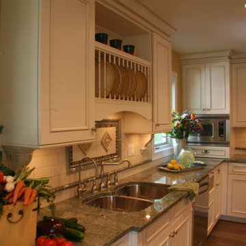 Lake House Kitchen in Lake Geneva