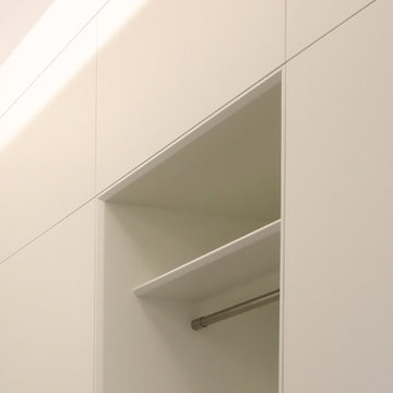 Garderobe mit Spiegel und Konsole