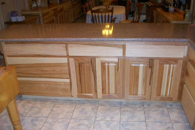 Example of a kitchen design in Austin