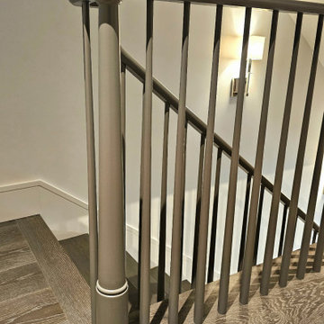 Project #112 | Traditional Staircase with Continuous Rail System