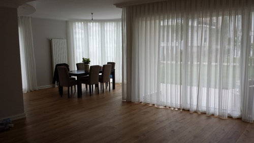 Please advice me how to arrange furniture in the living room..