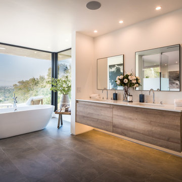 New Build Contemporary Estate in the Hollywood Hills.