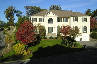 Home design - traditional home design idea in New York