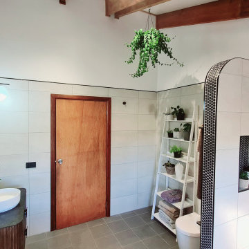 Collombatti Farm House Bathroom Renovation NSW 2440