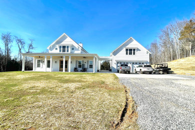Exterior home idea in Other