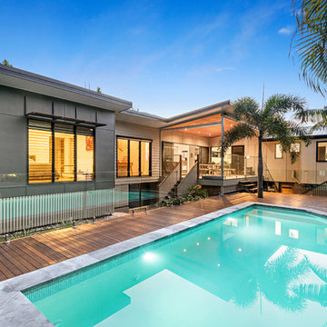 Seventeen Mile Rocks Renovation & Extension