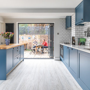 MeThD Custom Range Traditional Shaker-style kitchen