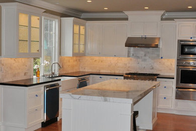 Arts and crafts kitchen photo in Other