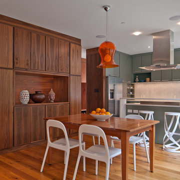 McLean Contemporary