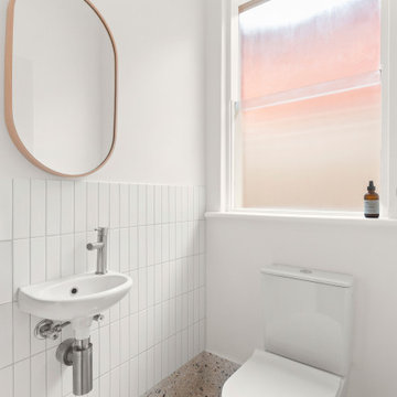 Contemporary Joslin Ensuite, Laundry & Bathroom Renovation