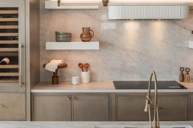 Transitional kitchen photo in Cincinnati
